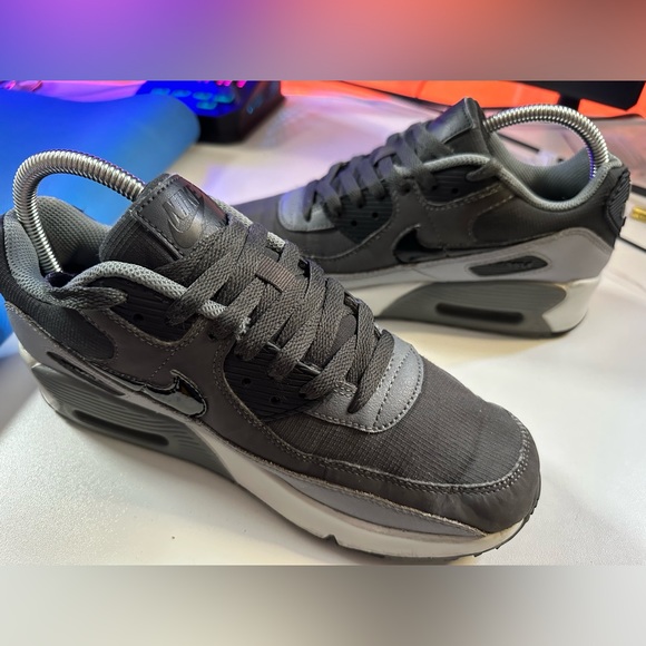 Nike Air Max 90 LTR GS - Picture 3 of 9